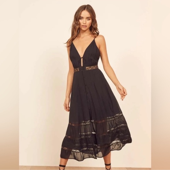 REFORMATION Black Lace Stripe Keyhole SHELLEY Sleeveless Crepe
Midi Dress Size 6 - Picture 11 of 16